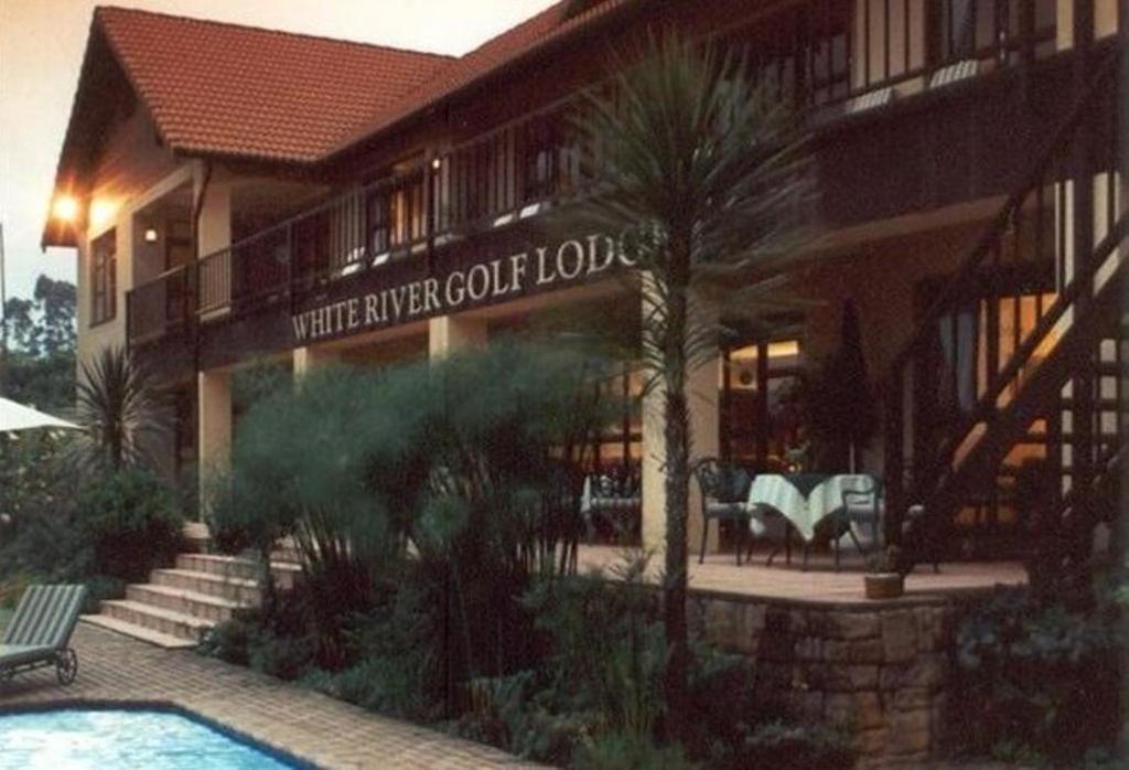 White River Golf Lodge Buitenkant foto